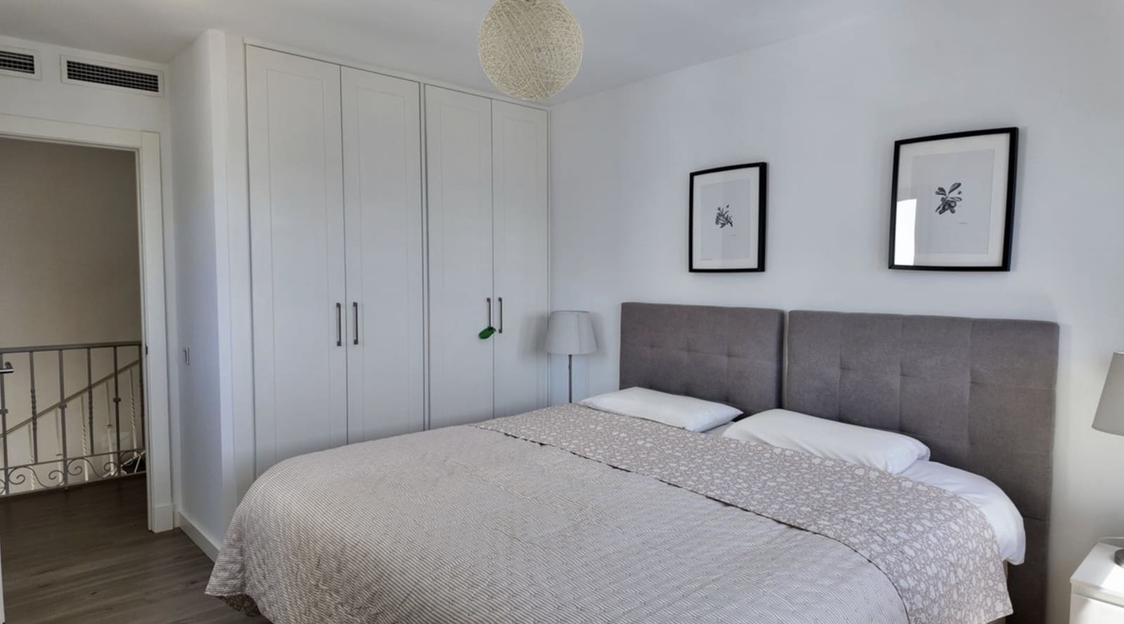 Ático de 4 habitaciones en La Duquesa / Puerto de la Duquesa en venta con garaje - 940.000 € (Ref: 10067177)