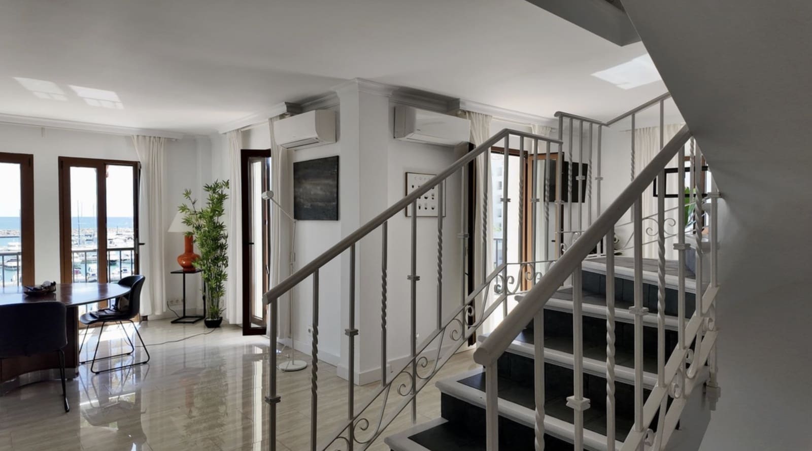 Ático de 4 habitaciones en La Duquesa / Puerto de la Duquesa en venta con garaje - 940.000 € (Ref: 10067177)