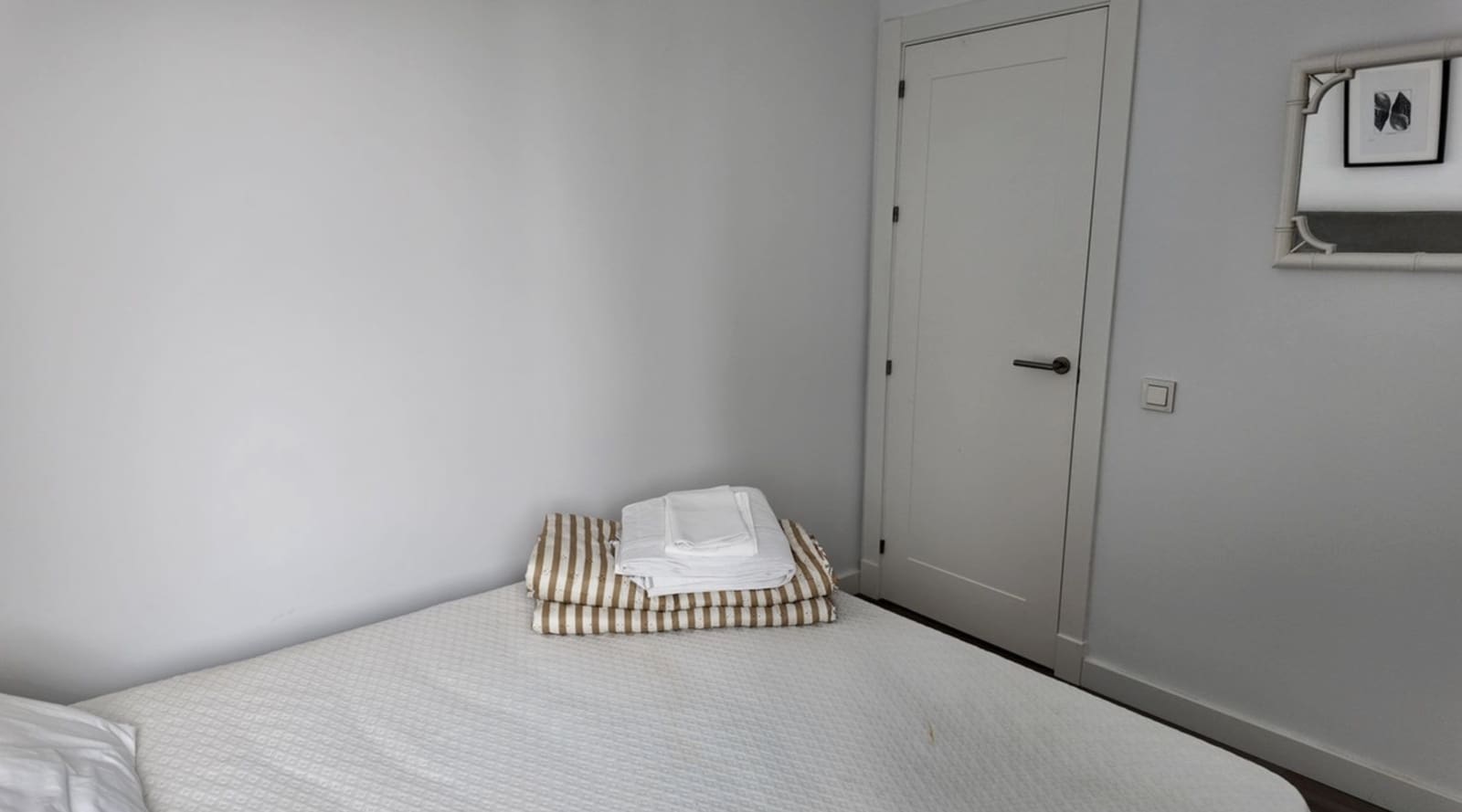 Ático de 4 habitaciones en La Duquesa / Puerto de la Duquesa en venta con garaje - 940.000 € (Ref: 10067177)