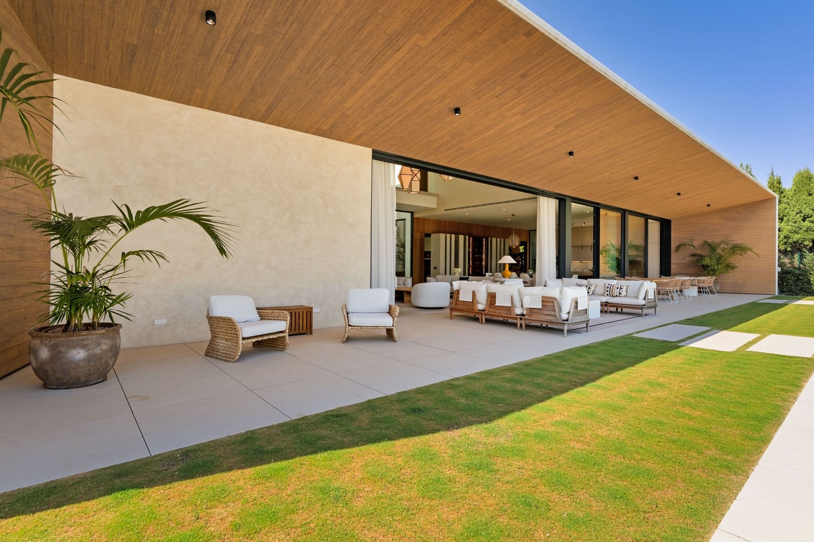 6 chambre Villa/Maison à vendre à Guadalmina avec piscine garage - 5 995 000 € (Ref: 10075393)