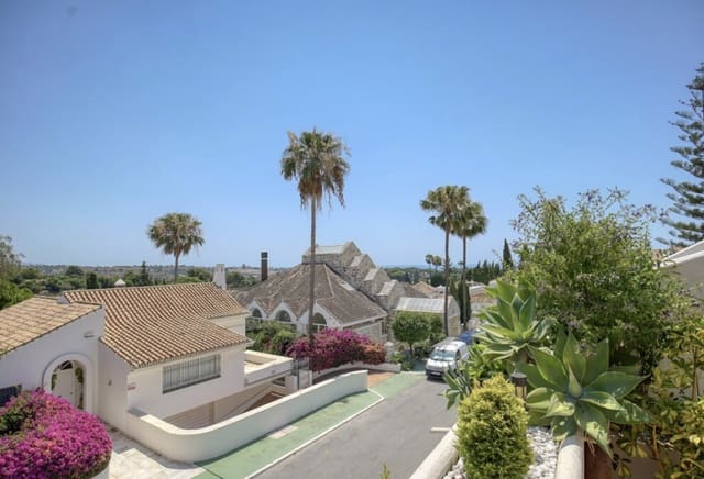 4 slaapkamer Huis te koop in Aloha Golf, Marbella met zwembad - € 980.000 (Ref: 10099749)