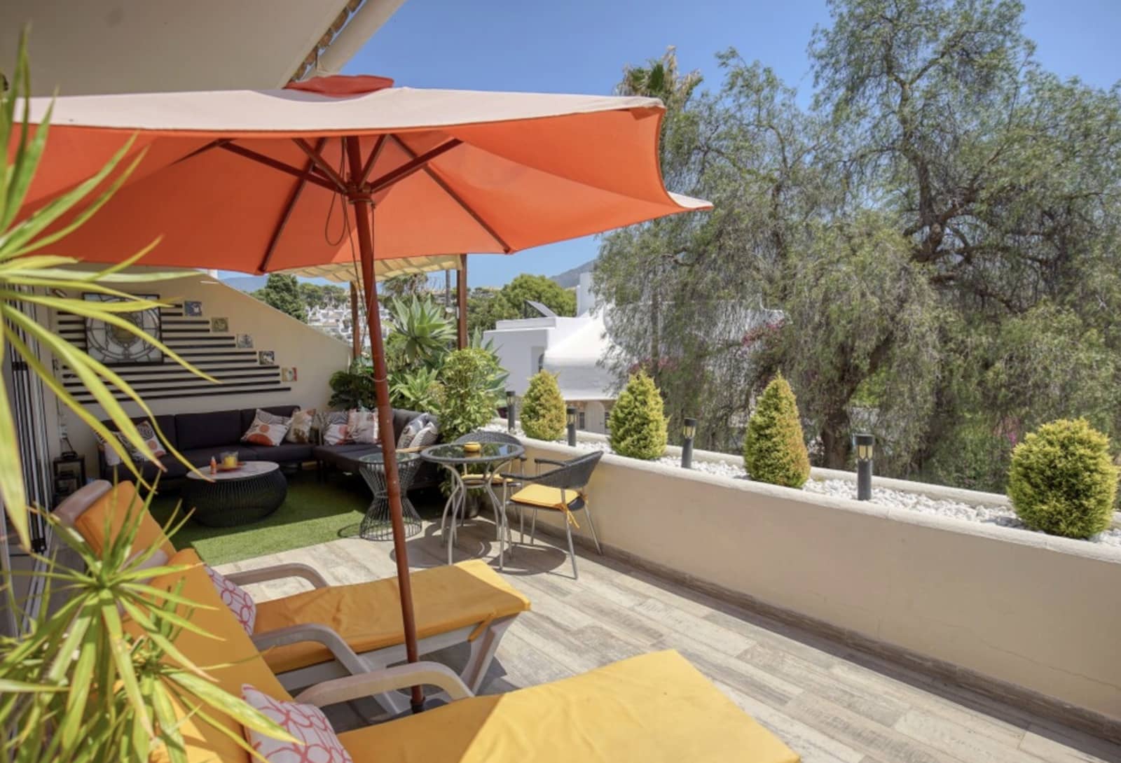 4 slaapkamer Huis te koop in Nueva Andalucia met zwembad - € 980.000 (Ref: 10099749)
