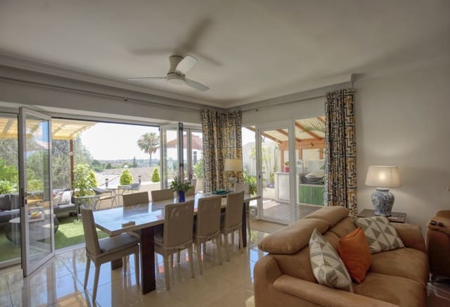 4 slaapkamer Huis te koop in Aloha Golf, Marbella met zwembad - € 980.000 (Ref: 10099749)
