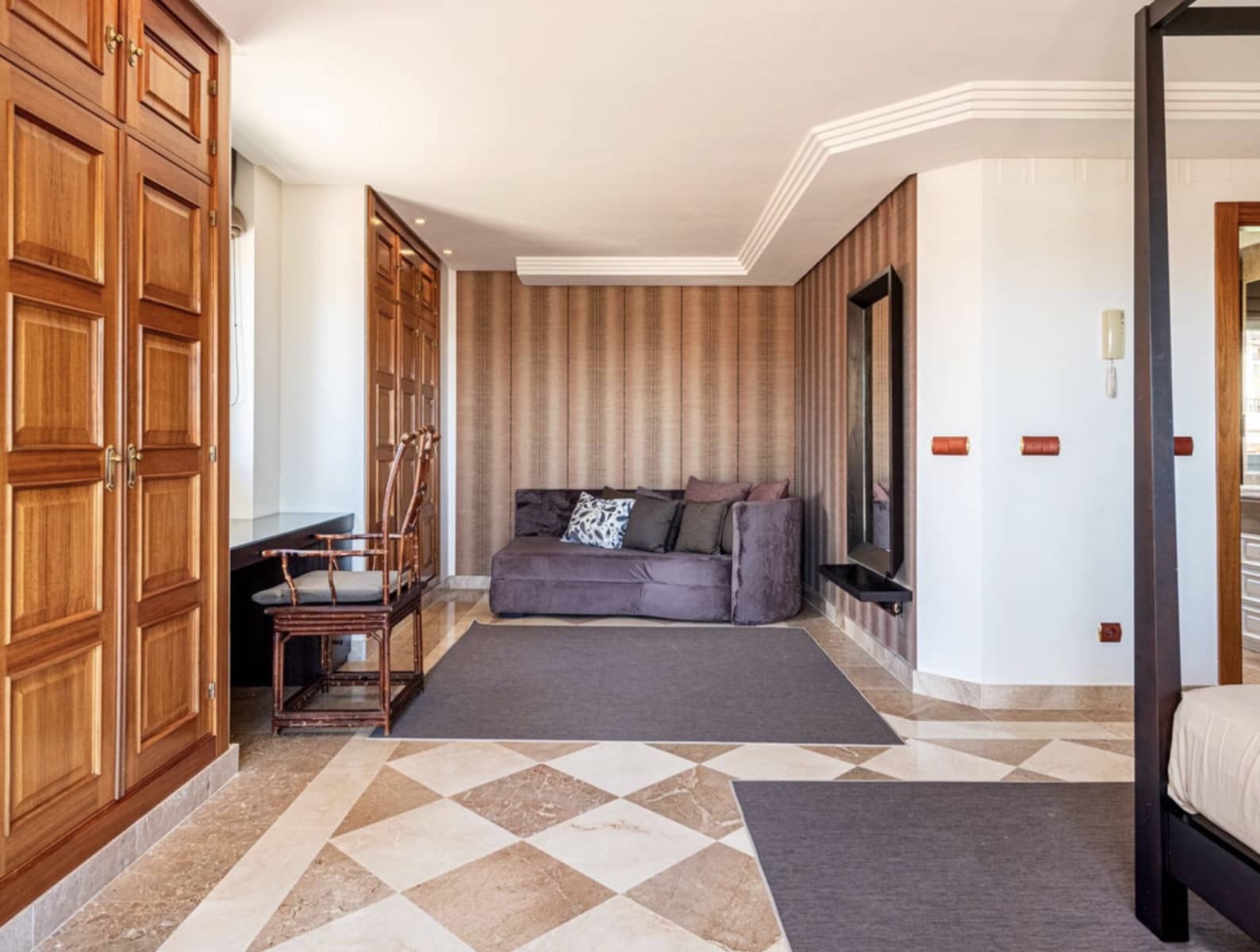2 sypialnia Penthouse na sprzedaż w Nueva Andalucia z basenem garażem - 950 000 € (Ref: 10099750)