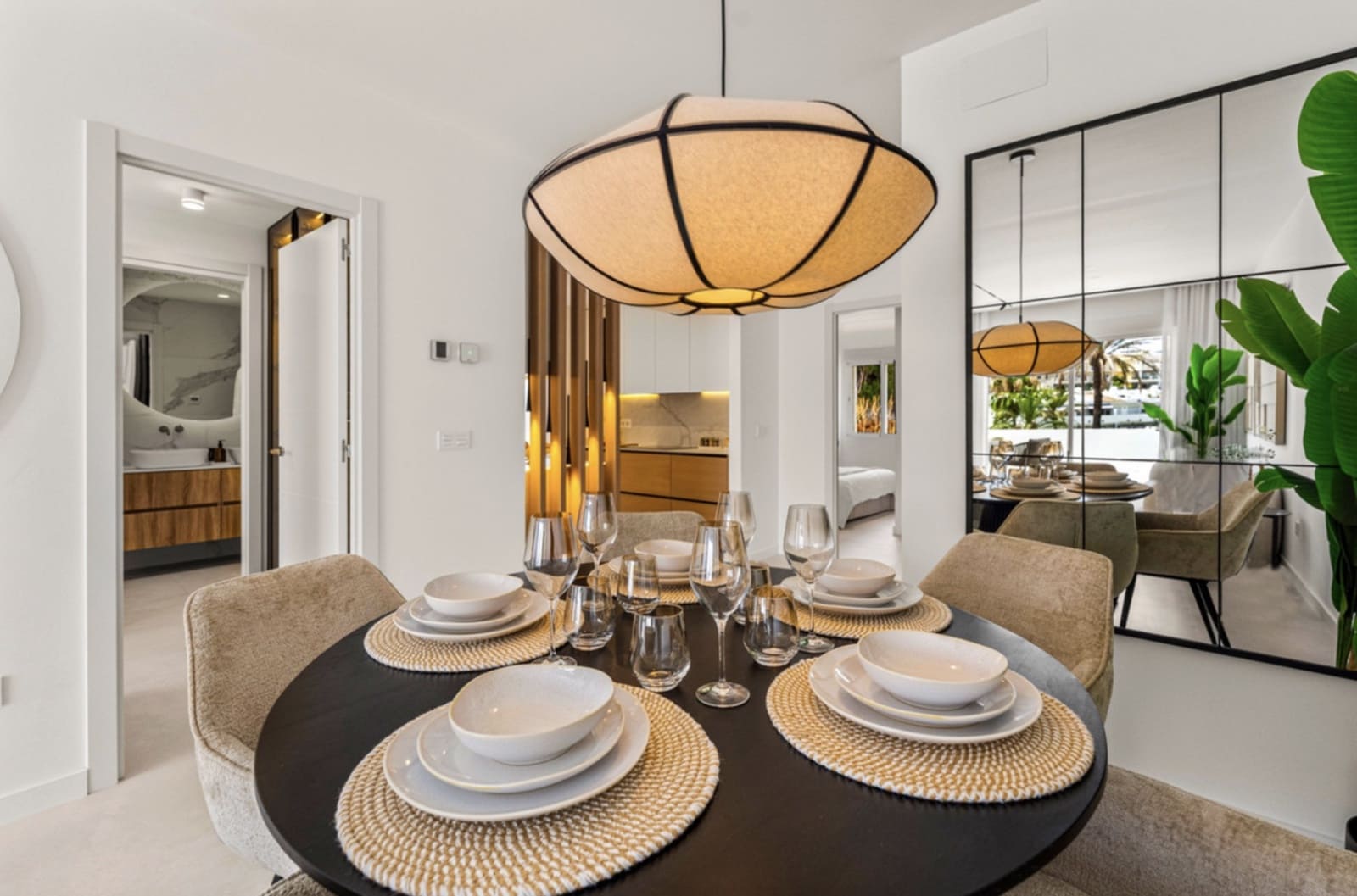 2 quarto Penthouse para venda em Nueva Andalucia com piscina garagem - 945 000 € (Ref: 10099751)