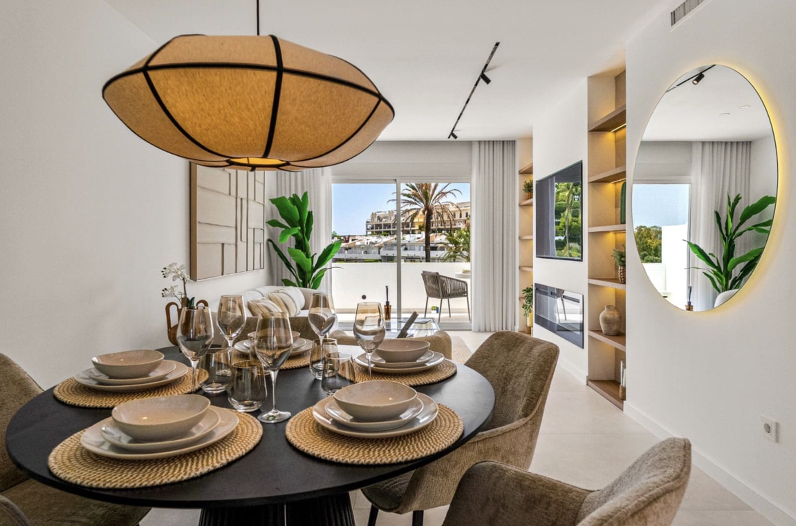 2 quarto Penthouse para venda em Nueva Andalucia com piscina garagem - 945 000 € (Ref: 10099751)