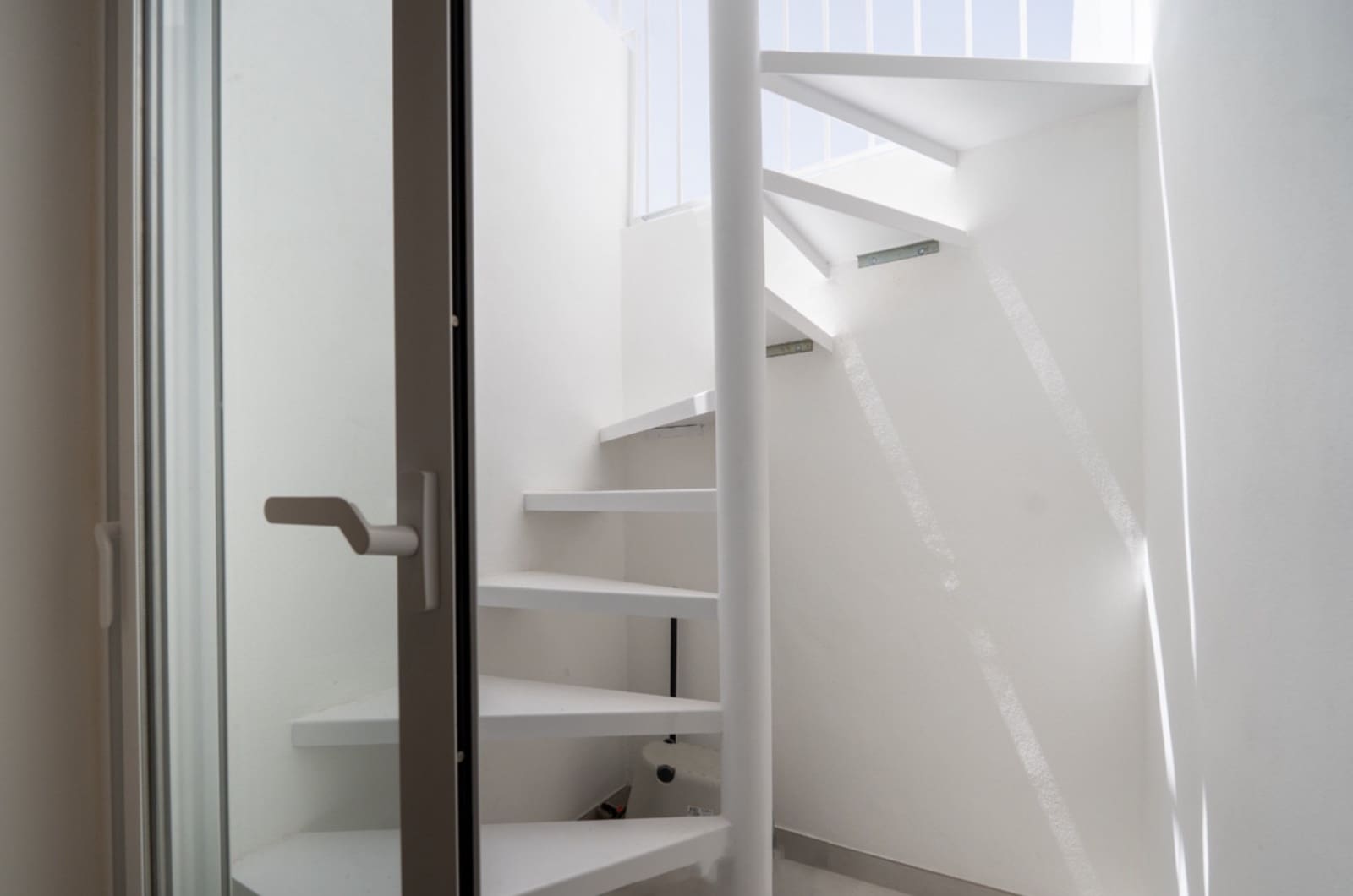 2 quarto Penthouse para venda em Nueva Andalucia com piscina garagem - 945 000 € (Ref: 10099751)