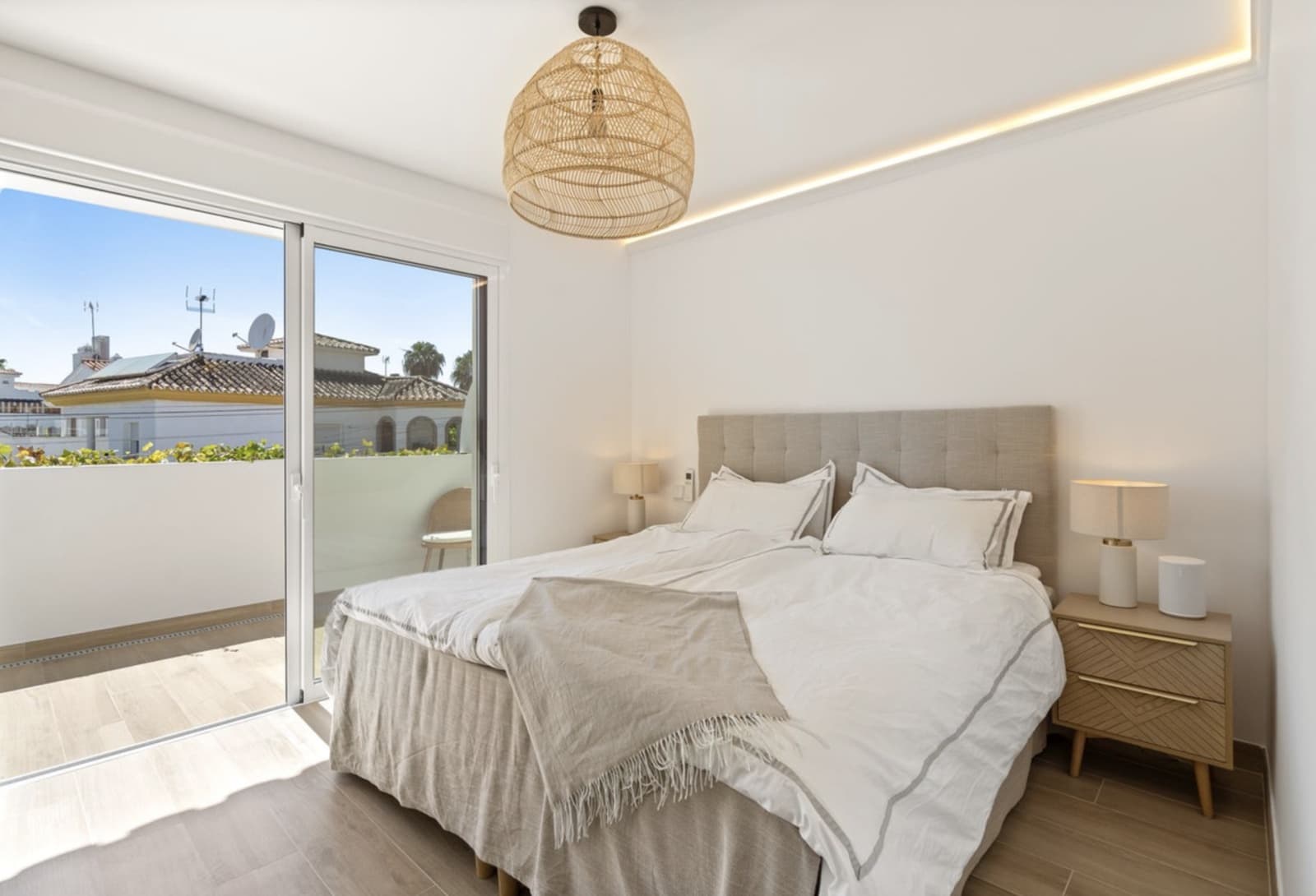 4 quarto Casa em Banda para venda em San Pedro de Alcantara com garagem - 1 050 000 € (Ref: 10101879)