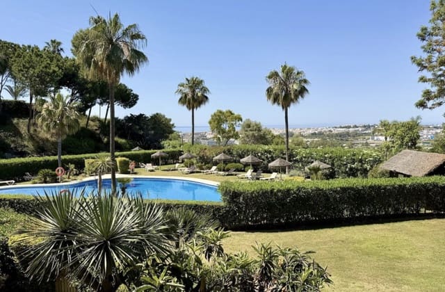 3 chambre Appartement à vendre à Los Naranjos, Marbella avec piscine garage - 1 295 000 € (Ref: 10101880)