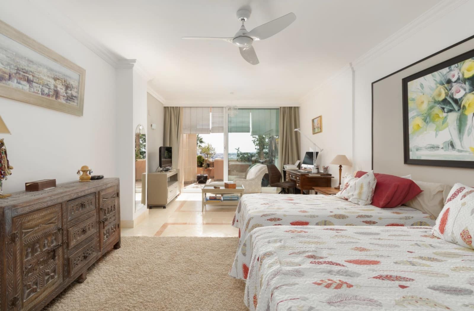 3 chambre Appartement à vendre à Nueva Andalucia avec piscine garage - 1 295 000 € (Ref: 10101880)