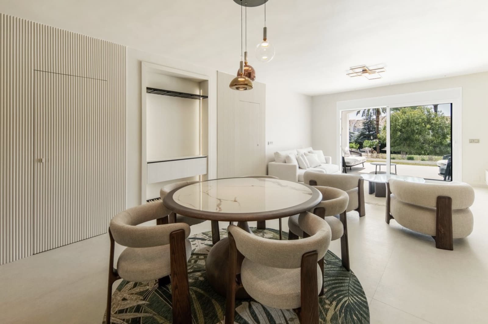 3 quarto Apartamento para venda em Nueva Andalucia com piscina garagem - 1 090 000 € (Ref: 10101881)