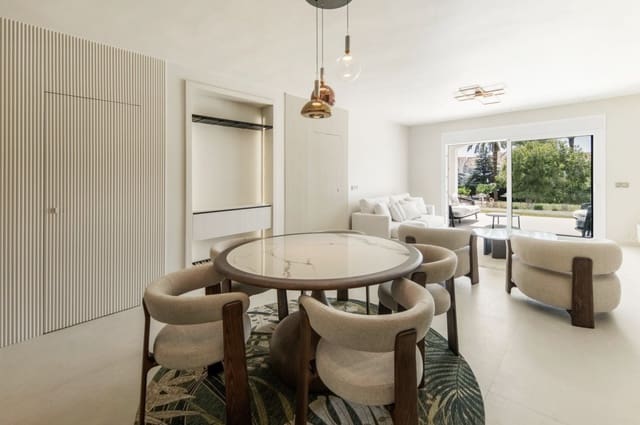 3 quarto Apartamento para venda em Nueva Andalucía Centro, Marbella com piscina garagem - 1 090 000 € (Ref: 10101881)