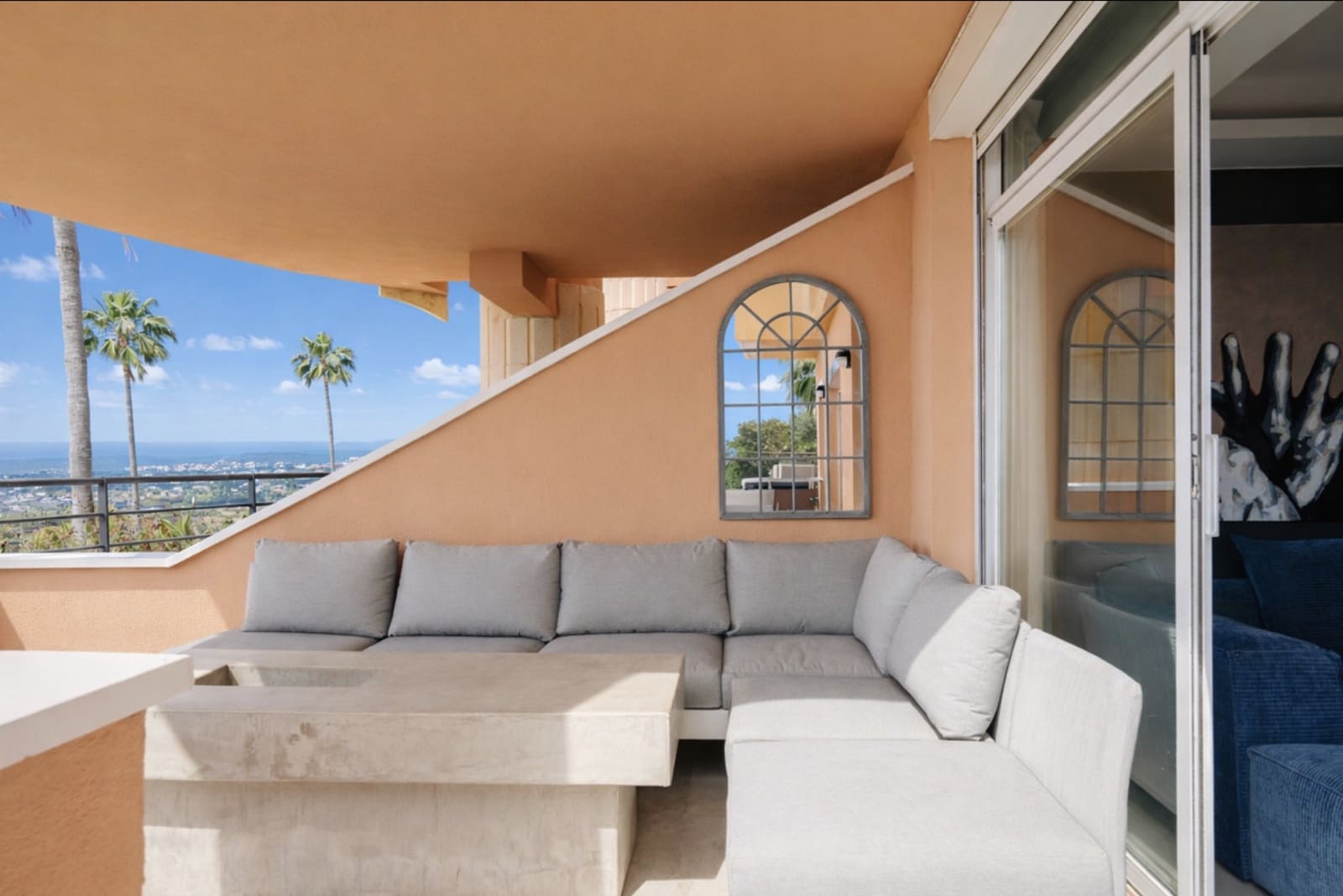 3 soverom Leilighet til salgs i Nueva Andalucia med svømmebasseng garasje - € 1 350 000 (Ref: 10123533)