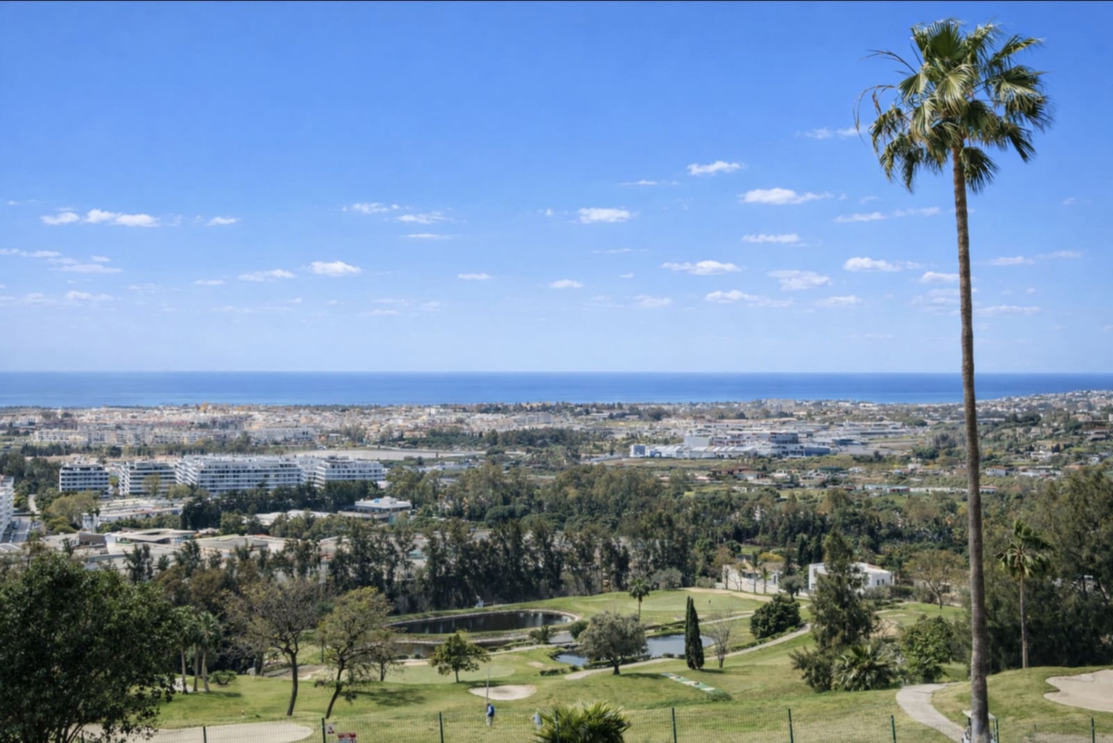 3 soverom Leilighet til salgs i Nueva Andalucia med svømmebasseng garasje - € 1 350 000 (Ref: 10123533)