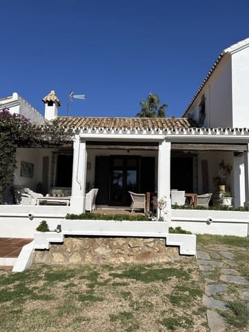 4 quarto Moradia para venda em Atalaya-Isdabe, Estepona com piscina garagem - 1 695 000 € (Ref: 10135762)