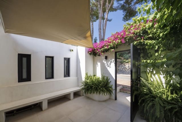 3 sovrum Hus till salu i Aloha Golf, Marbella med pool garage - 1 575 000 € (Ref: 10135764)