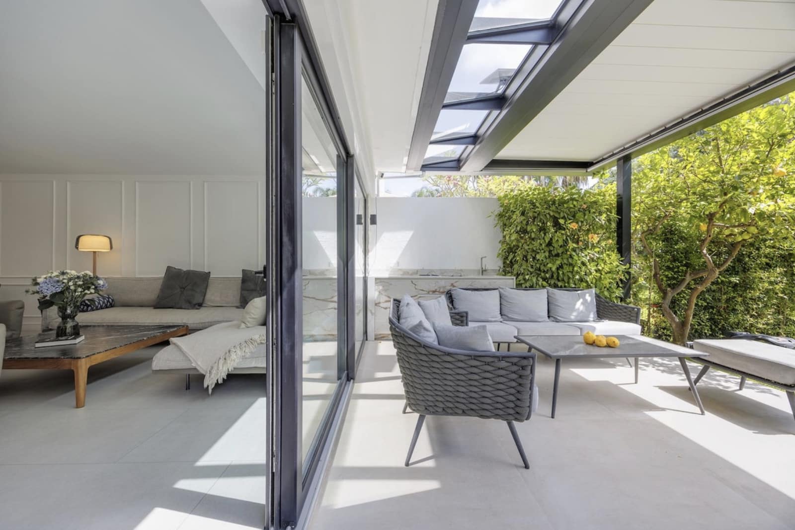 3 quarto Casa em Banda para venda em Nueva Andalucia com piscina garagem - 1 575 000 € (Ref: 10135764)