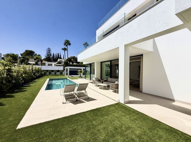 6 Zimmer Villa zu verkaufen in Nueva Atalaya, Estepona mit Pool Garage - 1.950.000 € (Ref: 10139306)