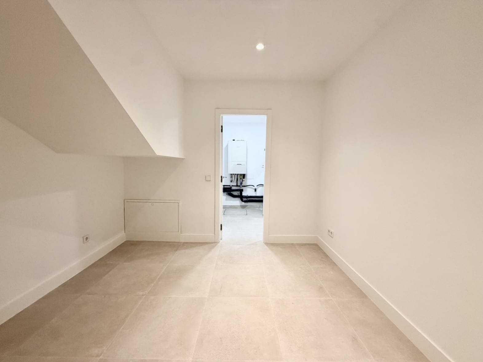 6 Zimmer Villa zu verkaufen in New Golden Mile mit Pool Garage - 1.950.000 € (Ref: 10139306)