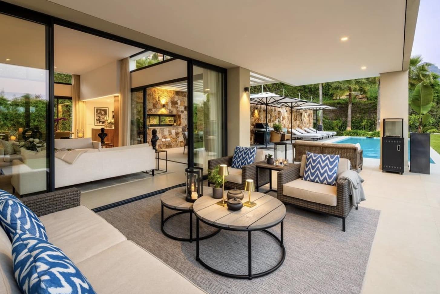 5 soveværelse Villa til salg i Nueva Andalucia med swimmingpool garage - € 5.695.000 (Ref: 10139307)