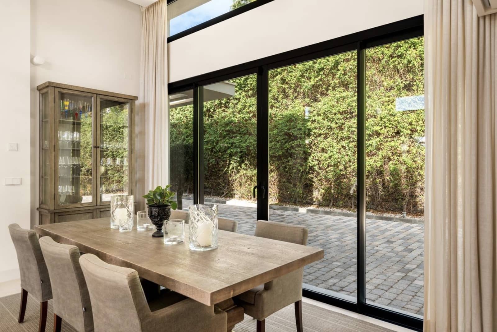 5 soveværelse Villa til salg i Nueva Andalucia med swimmingpool garage - € 5.695.000 (Ref: 10139307)
