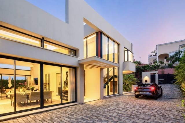 5 soveværelse Villa til salg i Los Naranjos, Marbella med swimmingpool garage - € 5.695.000 (Ref: 10139307)