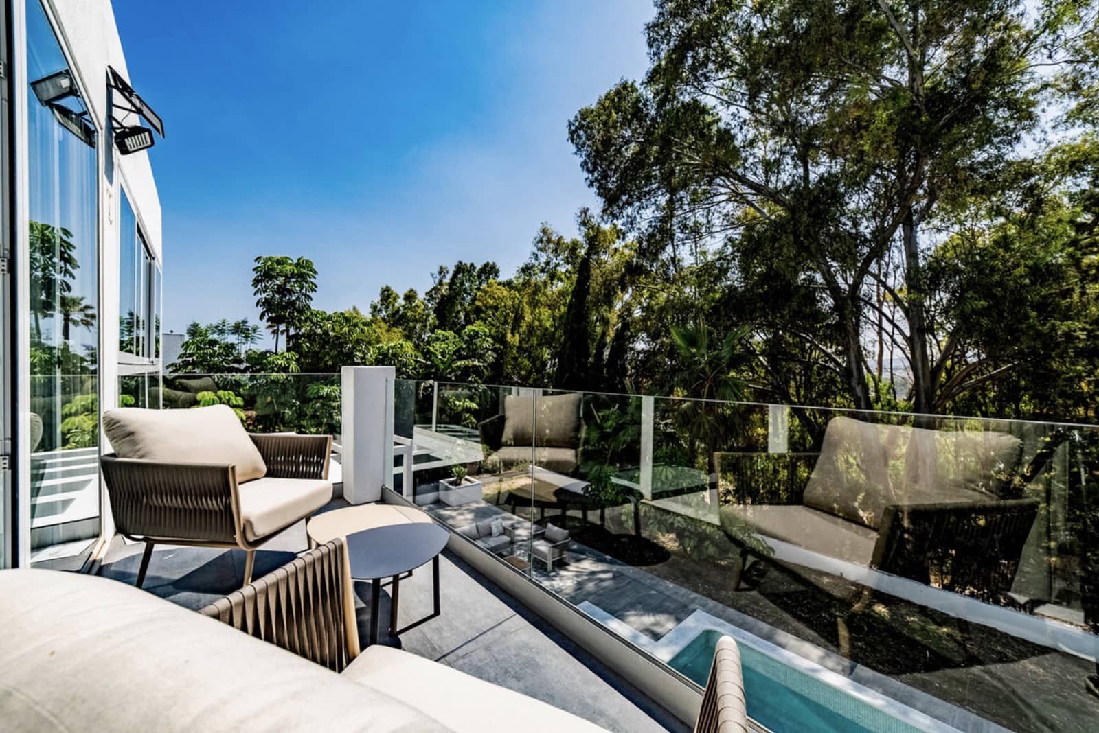 4 soveværelse Villa til salg i Nueva Andalucia med swimmingpool garage - € 1.890.000 (Ref: 10139310)