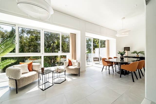 4 soveværelse Villa til salg i Nueva Andalucía Centro, Marbella med swimmingpool garage - € 1.890.000 (Ref: 10139310)