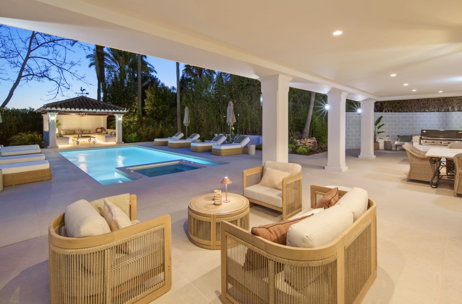 5 Zimmer Villa zu verkaufen in Marbella mit Pool Garage - 5.995.000 € (Ref: 10141771)