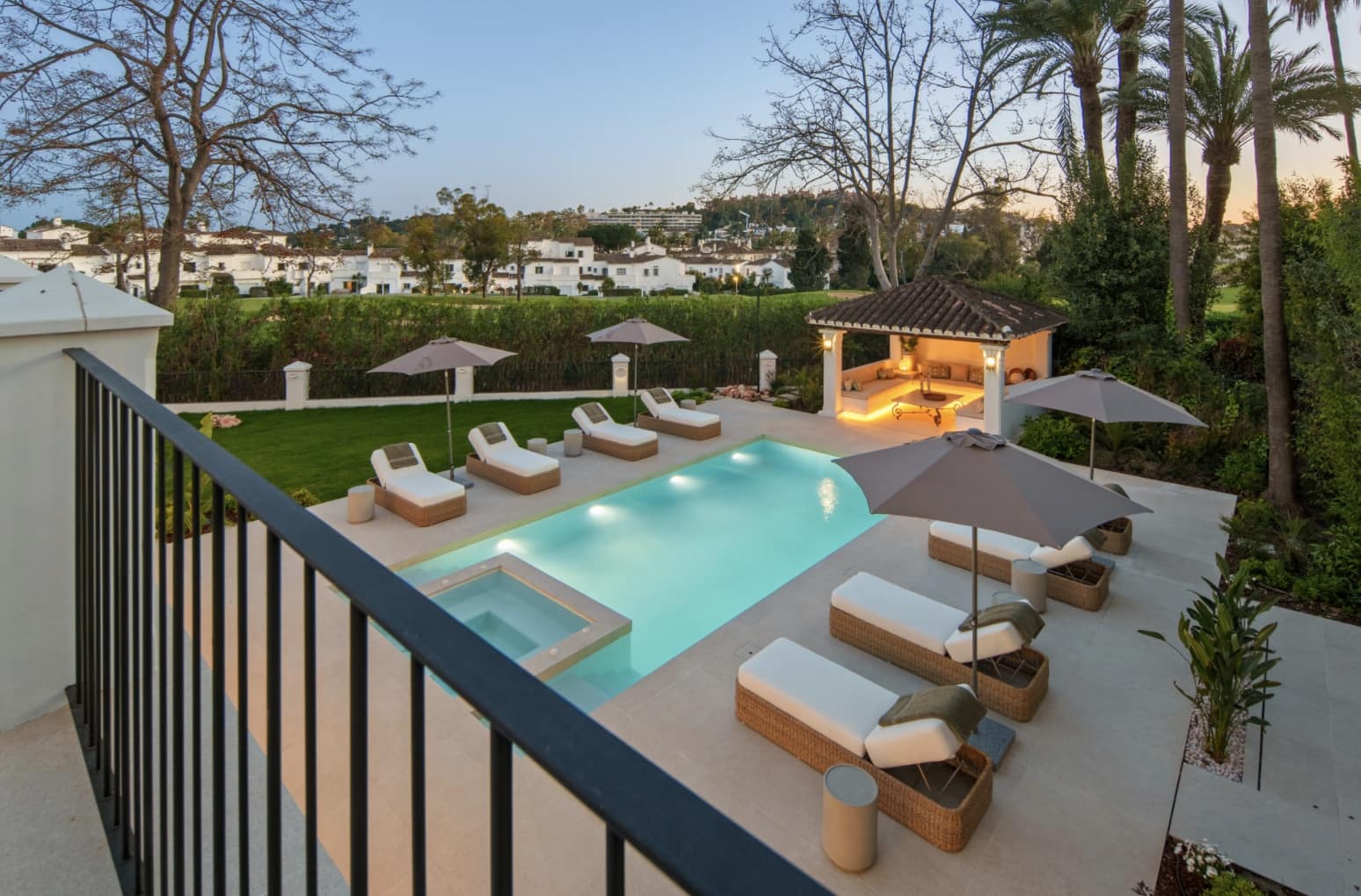 5 Zimmer Villa zu verkaufen in Marbella mit Pool Garage - 5.995.000 € (Ref: 10141771)