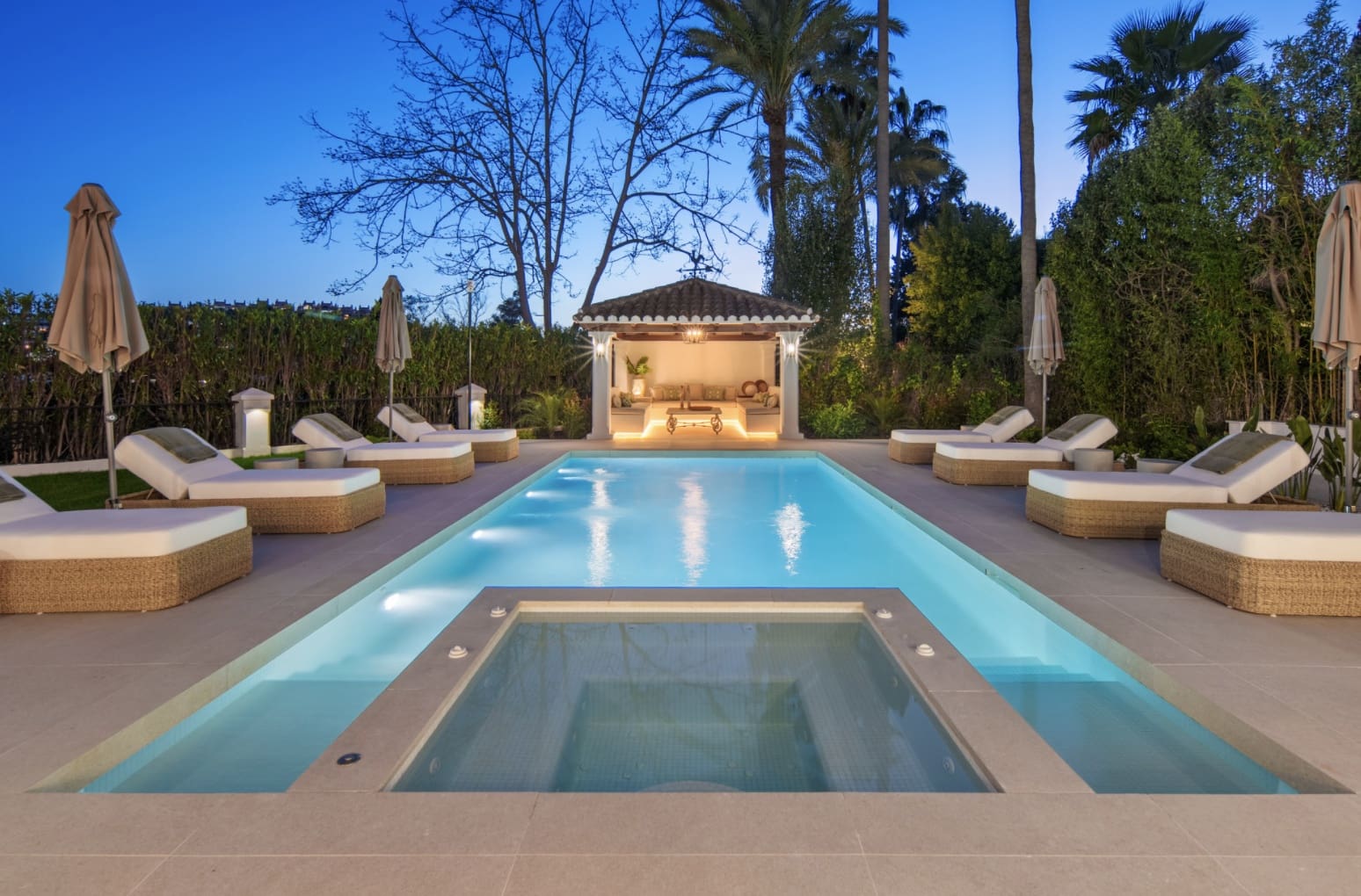 5 Zimmer Villa zu verkaufen in Marbella mit Pool Garage - 5.995.000 € (Ref: 10141771)