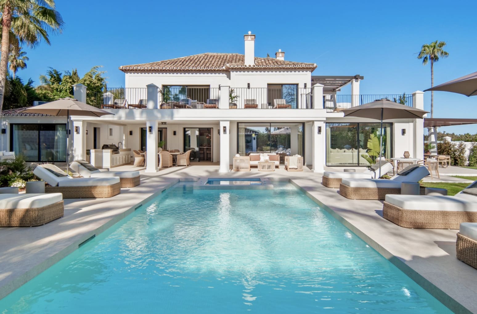 5 Zimmer Villa zu verkaufen in Marbella mit Pool Garage - 5.995.000 € (Ref: 10141771)