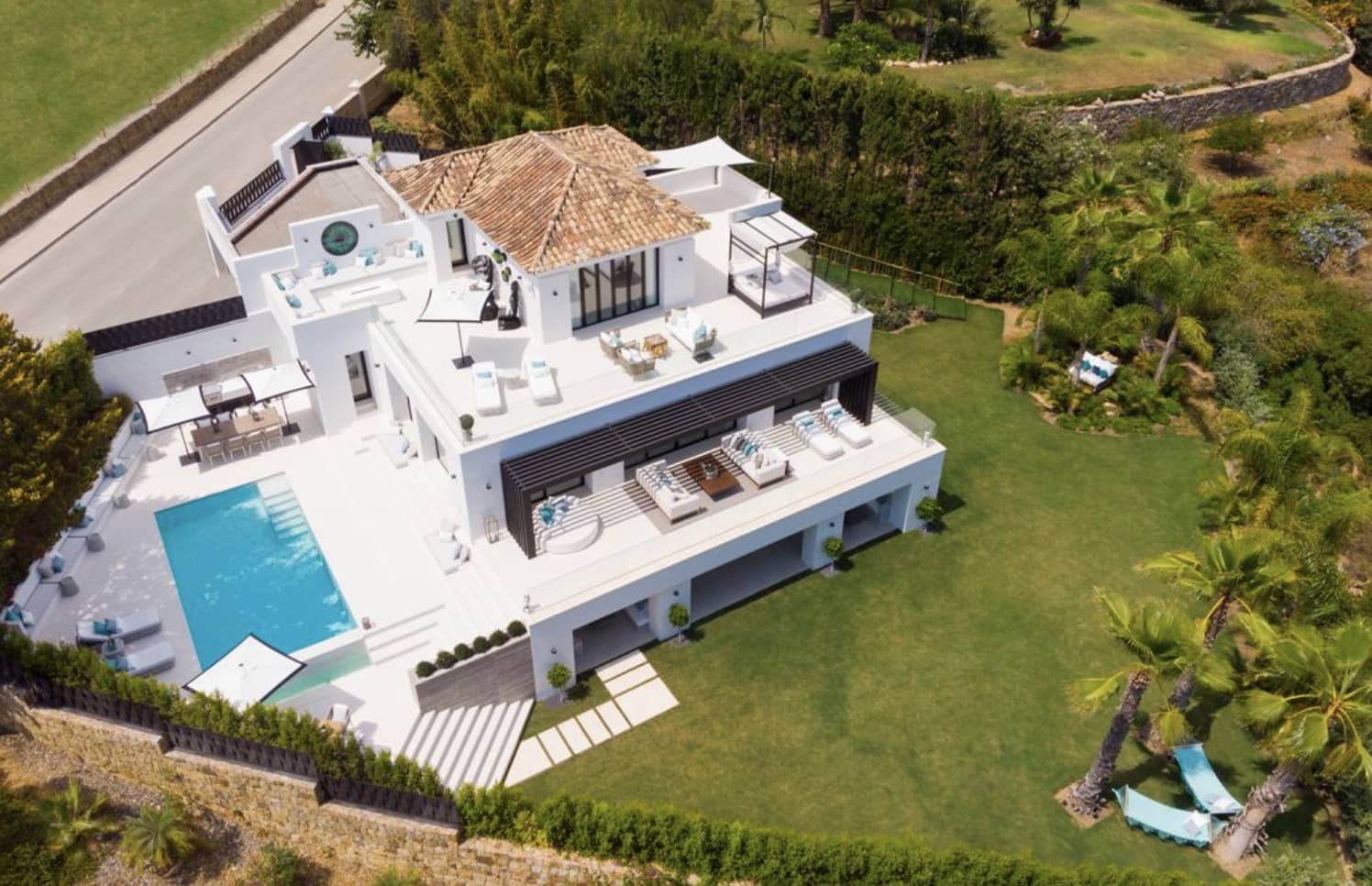5 chambre Villa/Maison à vendre à Nueva Andalucia avec piscine garage - 5 500 000 € (Ref: 10141772)