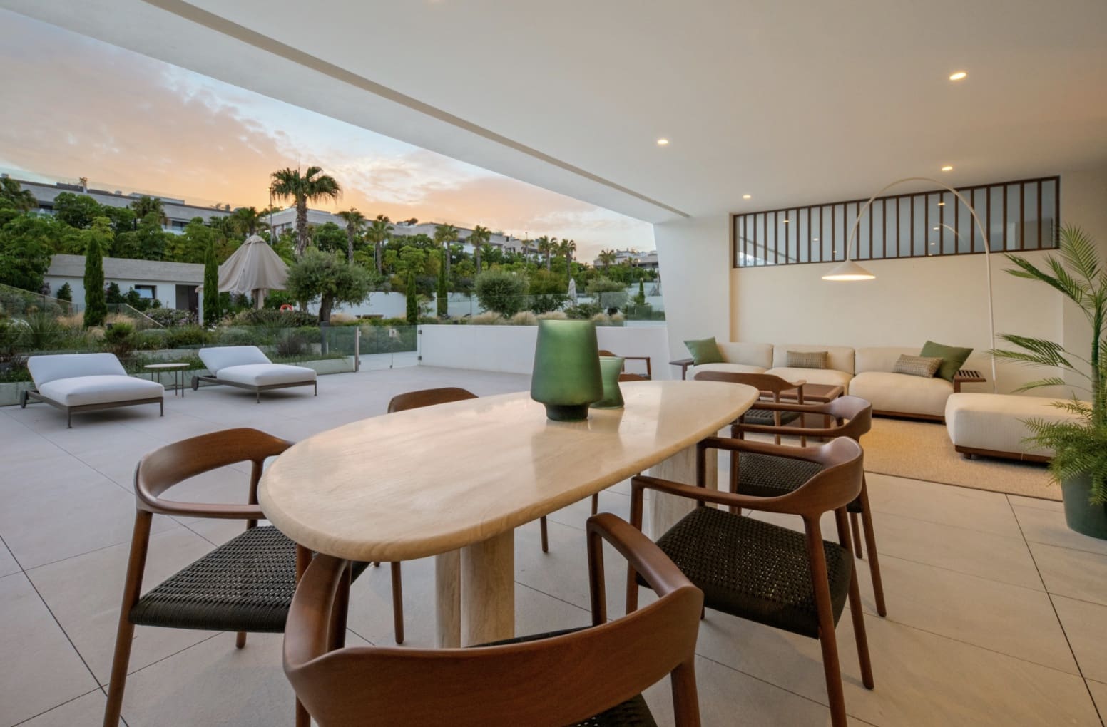 4 bedroom Apartment for sale in Marbella with pool garage - € 4,850,000 (Ref: 10146350)