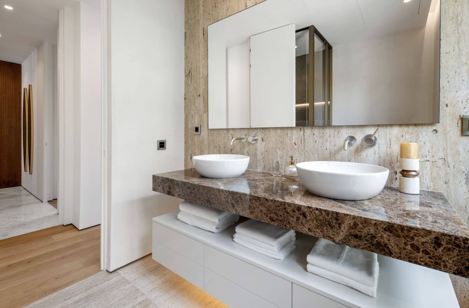 4 bedroom Apartment for sale in Marbella with pool garage - € 4,850,000 (Ref: 10146350)