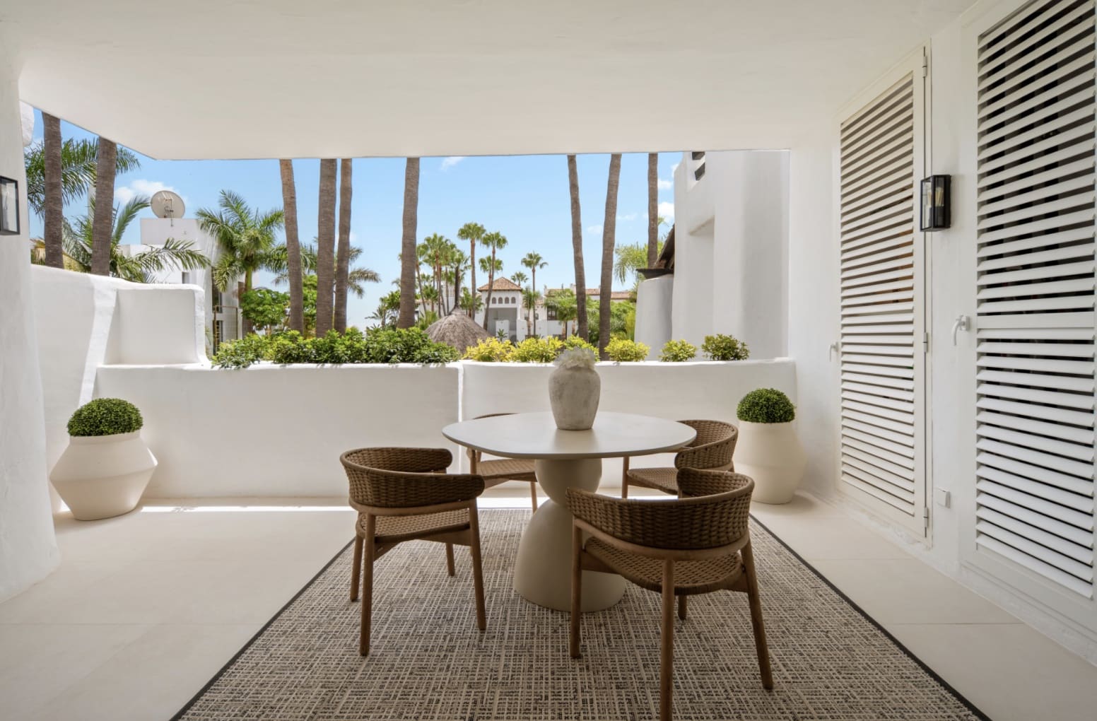 3 bedroom Apartment for sale in Marbella with pool garage - € 4,495,000 (Ref: 10146351)