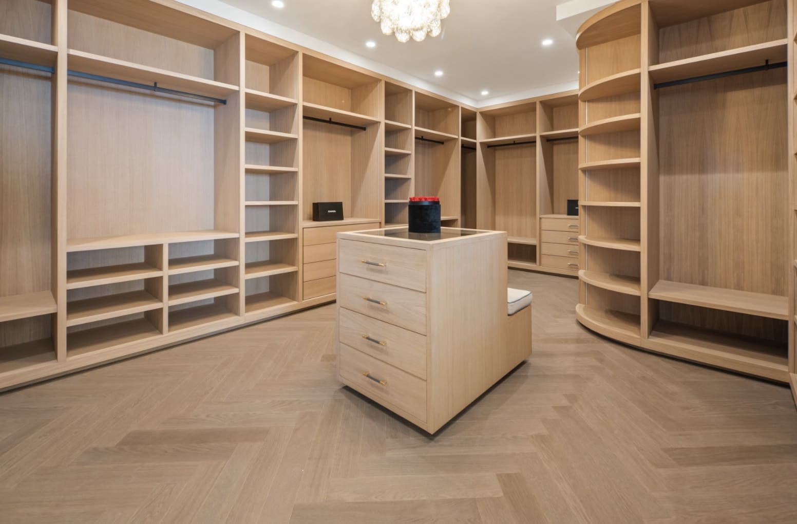 5 chambre Penthouse à vendre à Nueva Andalucia avec piscine garage - 5 900 000 € (Ref: 10146354)