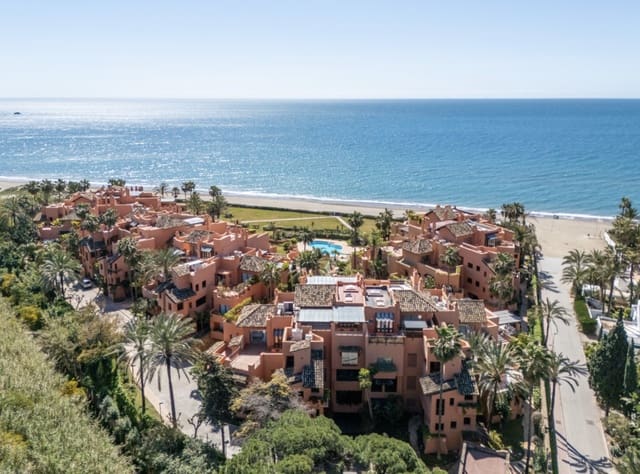 3 sypialnia Penthouse na sprzedaż w Bahía de Marbella, Marbella z basenem garażem - 4 250 000 € (Ref: 10148353)