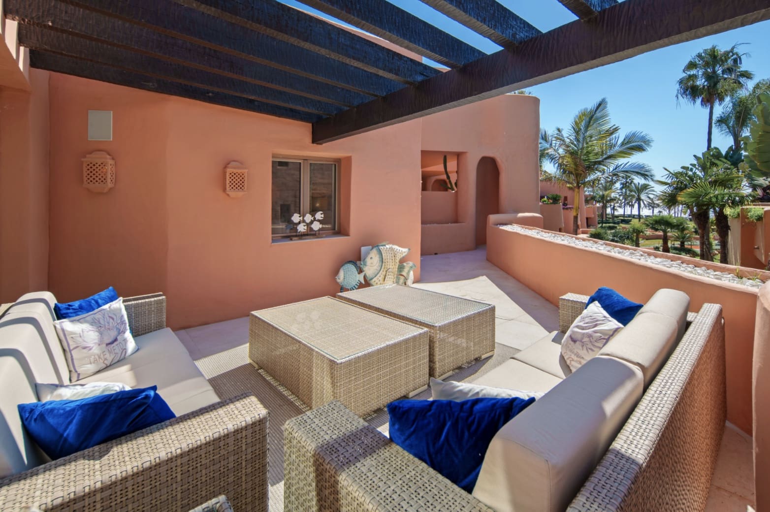 3 sypialnia Penthouse na sprzedaż w Marbella z basenem garażem - 4 250 000 € (Ref: 10148353)