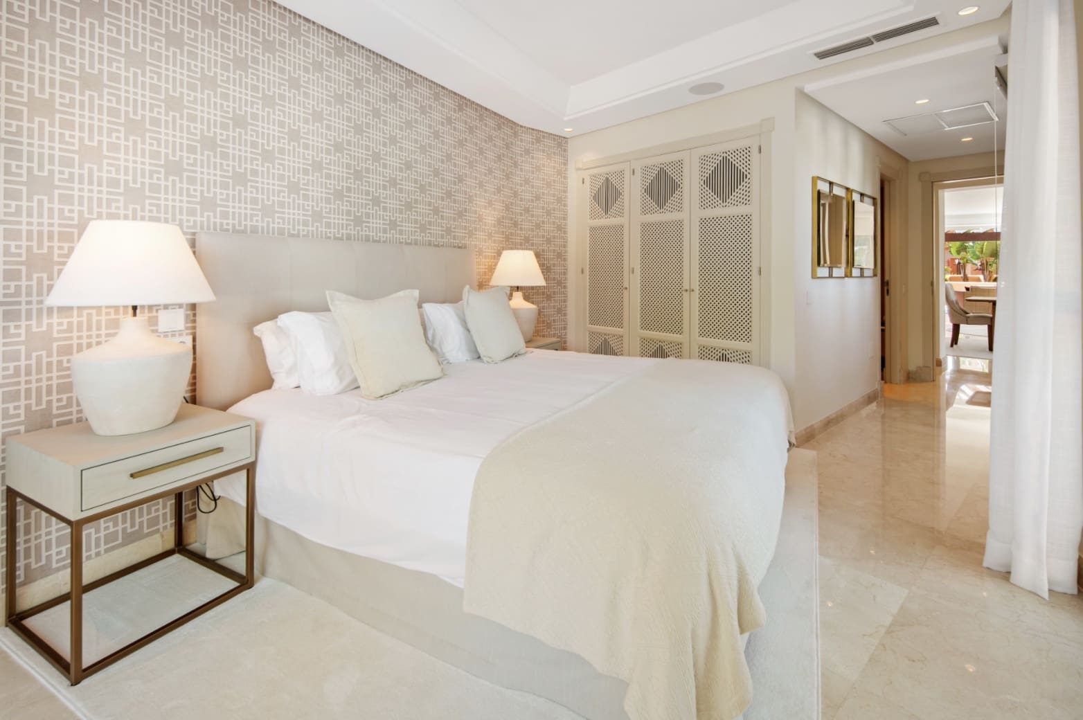 3 sypialnia Penthouse na sprzedaż w Marbella z basenem garażem - 4 250 000 € (Ref: 10148353)