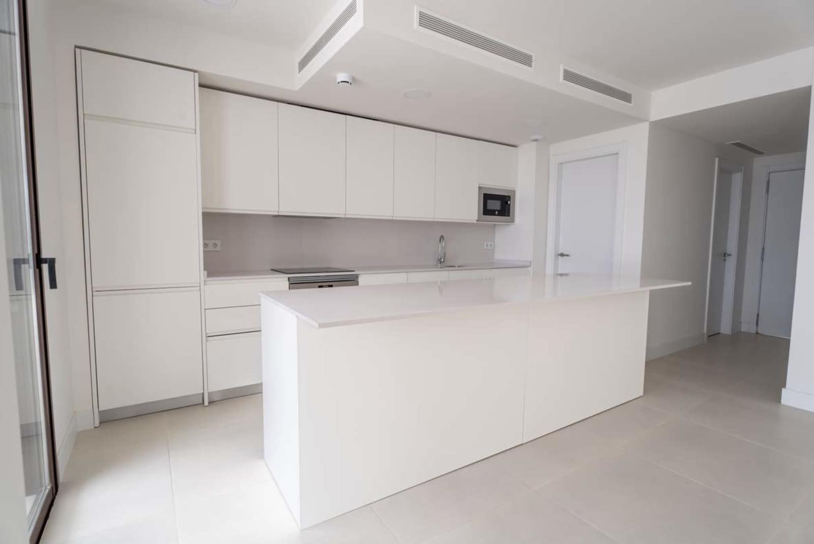 2 soverom Leilighet til salgs i Fuengirola med svømmebasseng garasje - € 599 000 (Ref: 10157432)