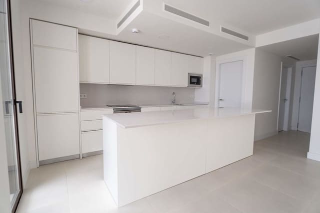 2 makuuhuone Huoneisto myytävänä paikassa Torreblanca, Fuengirola mukana uima-altaan 
autotalli - 599 000 € (Ref: 10157432)
