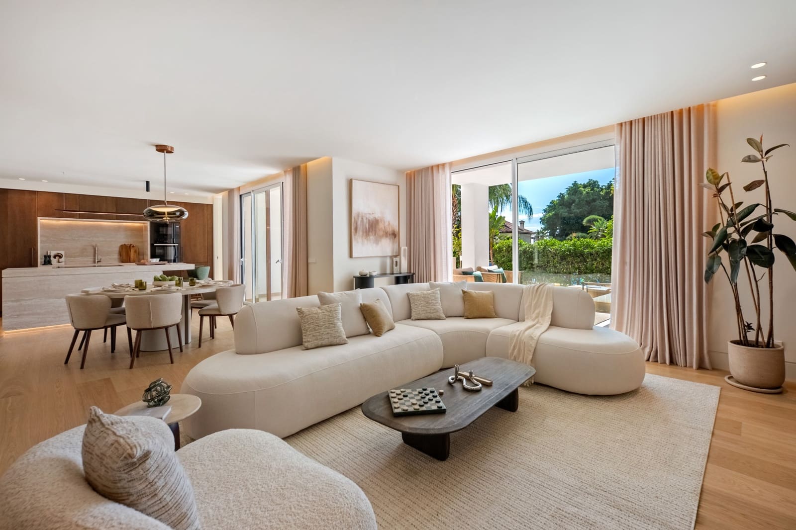 4 soverom Leilighet til salgs i Marbella med svømmebasseng garasje - € 2 475 000 (Ref: 10171069)