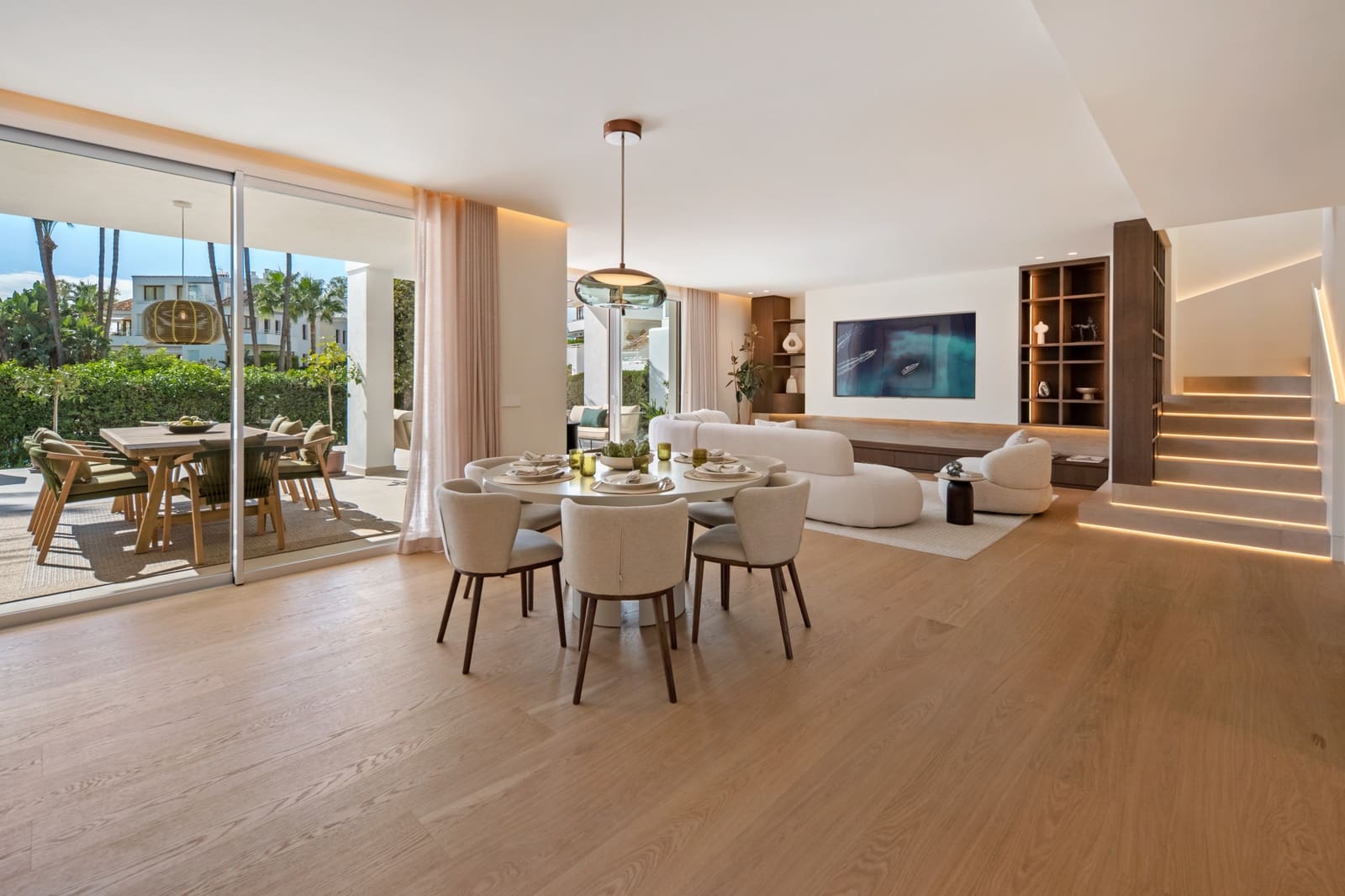 4 soverom Leilighet til salgs i Marbella med svømmebasseng garasje - € 2 475 000 (Ref: 10171069)
