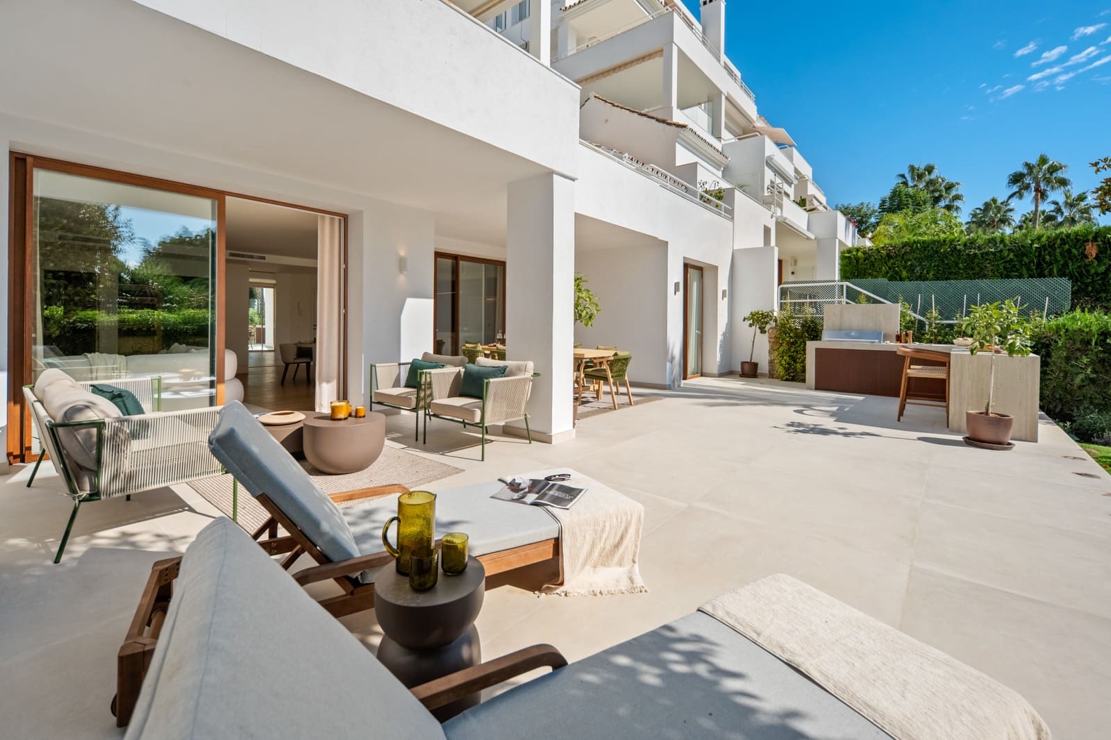 4 soverom Leilighet til salgs i Marbella med svømmebasseng garasje - € 2 475 000 (Ref: 10171069)