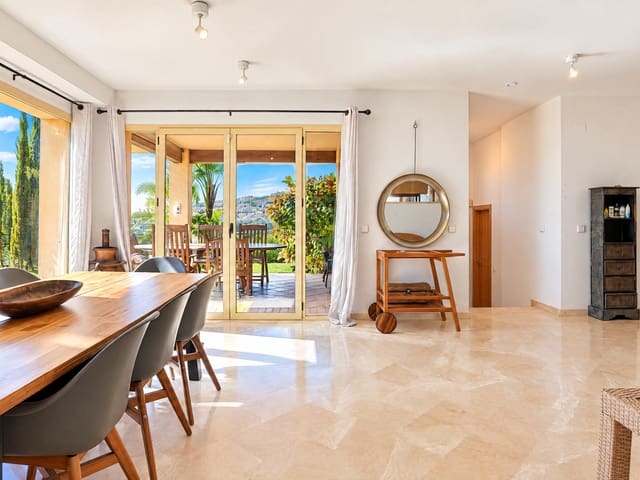 4 soveværelse Villa til salg i El Paraíso, Benahavís med swimmingpool garage - € 1.375.000 (Ref: 10179892)