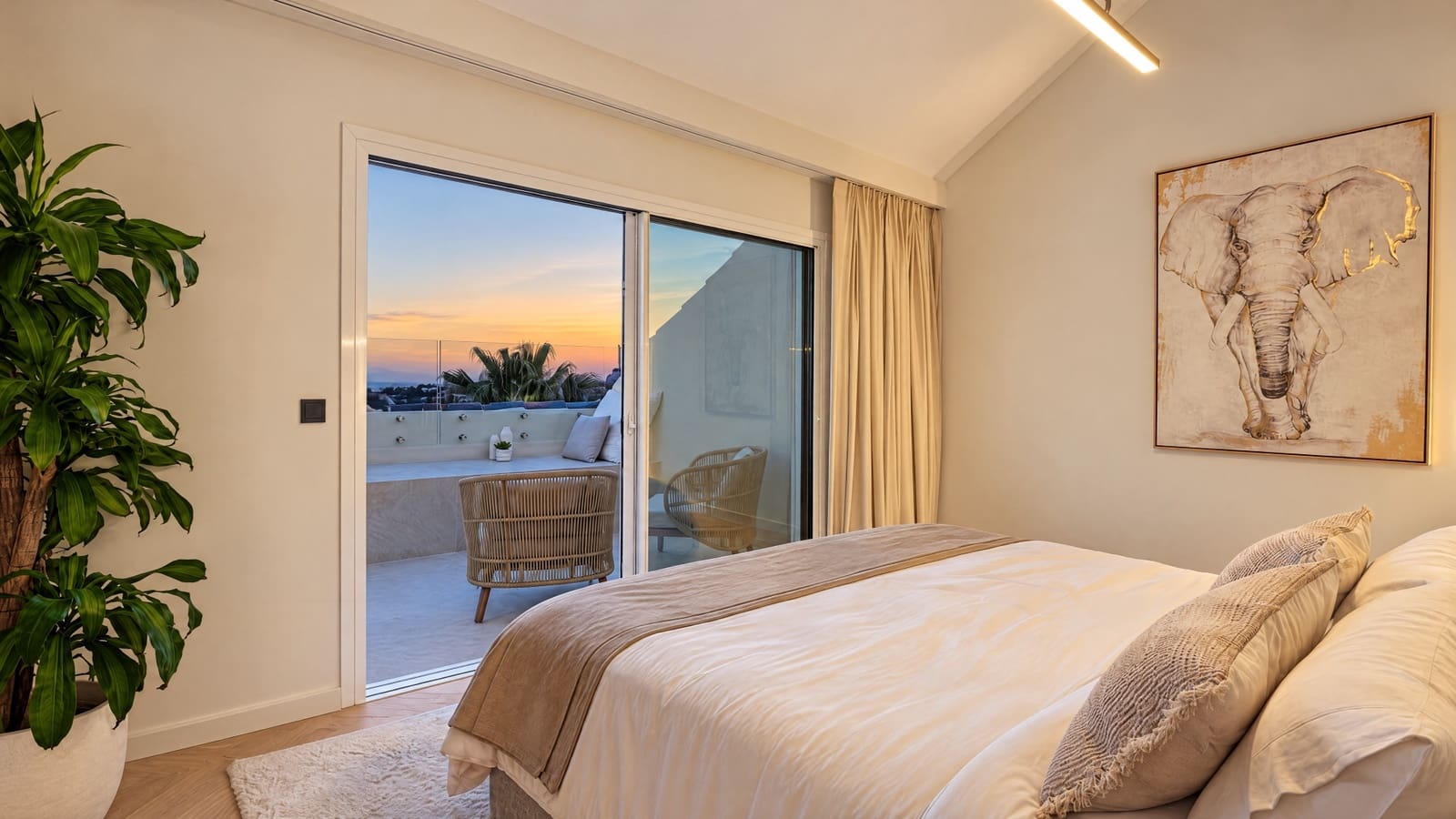 3 sovrum Takvåning till salu i Nueva Andalucia med pool garage - 1 649 500 € (Ref: 10179893)