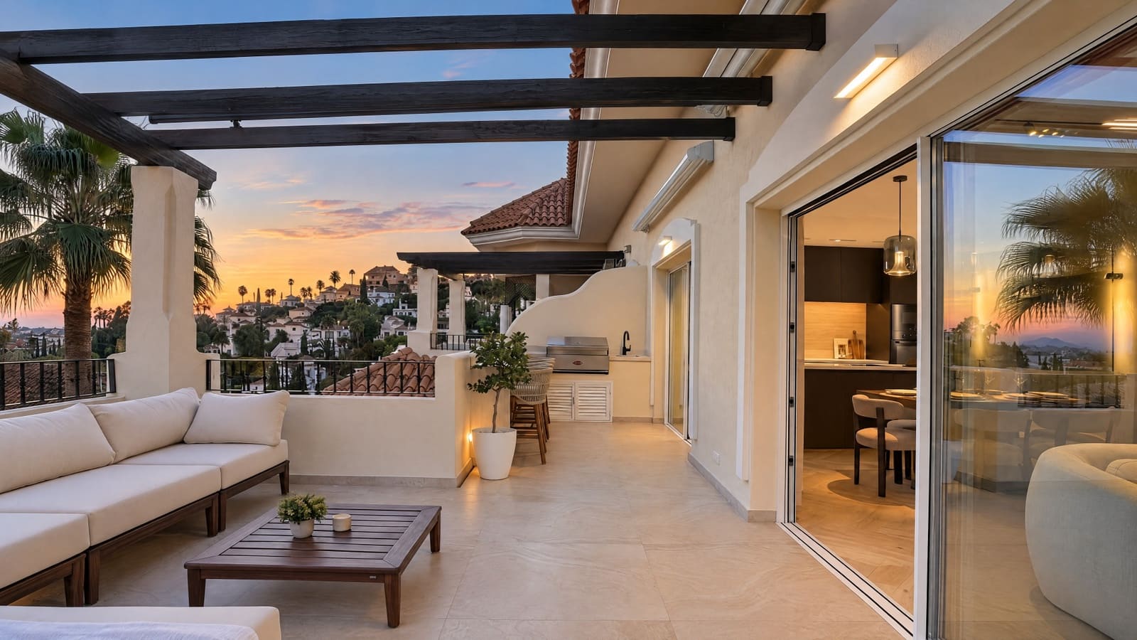 3 sovrum Takvåning till salu i Nueva Andalucia med pool garage - 1 649 500 € (Ref: 10179893)