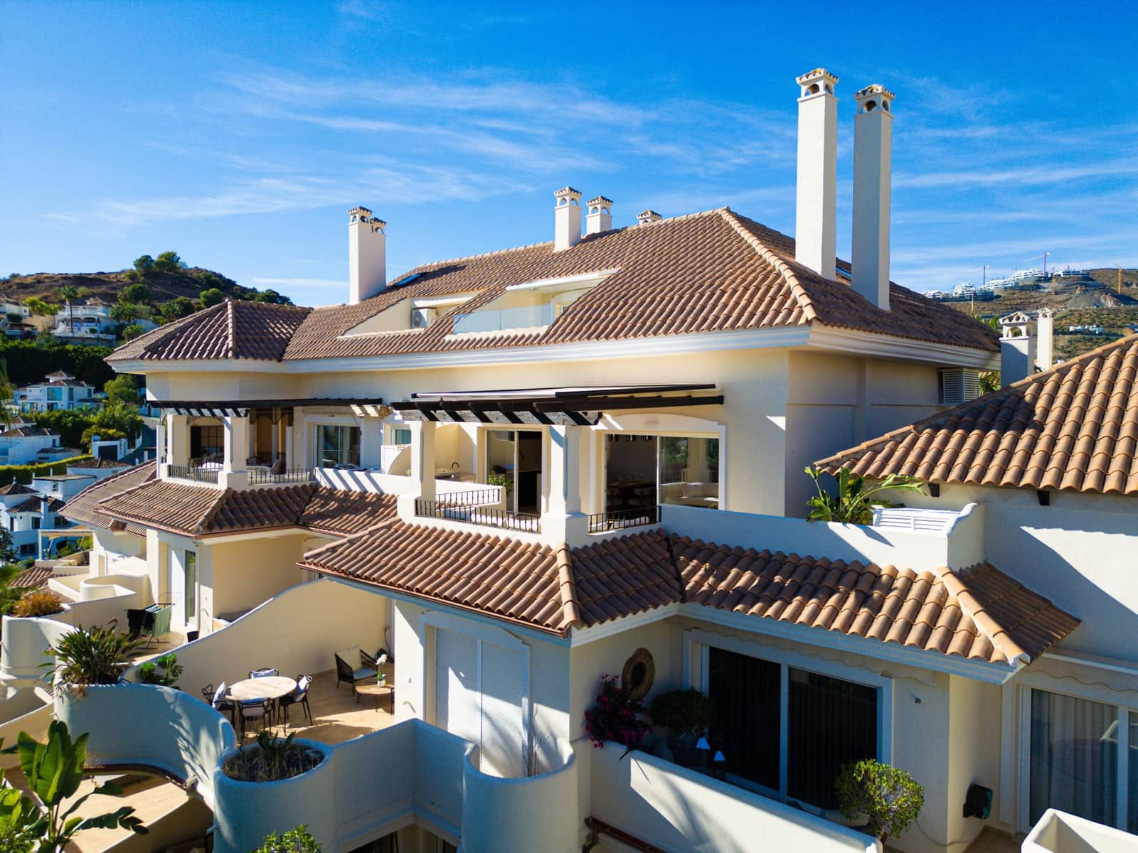 3 sovrum Takvåning till salu i Nueva Andalucia med pool garage - 1 649 500 € (Ref: 10179893)