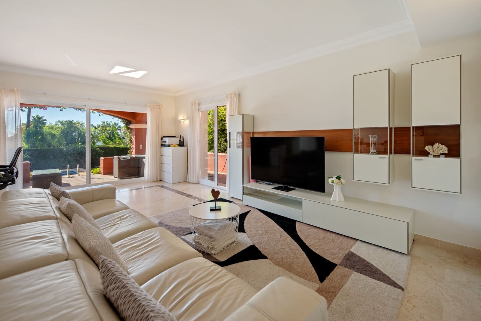 5 slaapkamer Huis te koop in Marbella met zwembad garage - € 1.995.000 (Ref: 10179894)